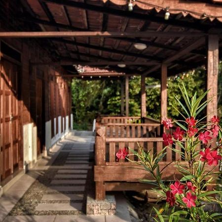 Oyo Home 90745 Desa Balqis Beach Resort Malacca Екстериор снимка