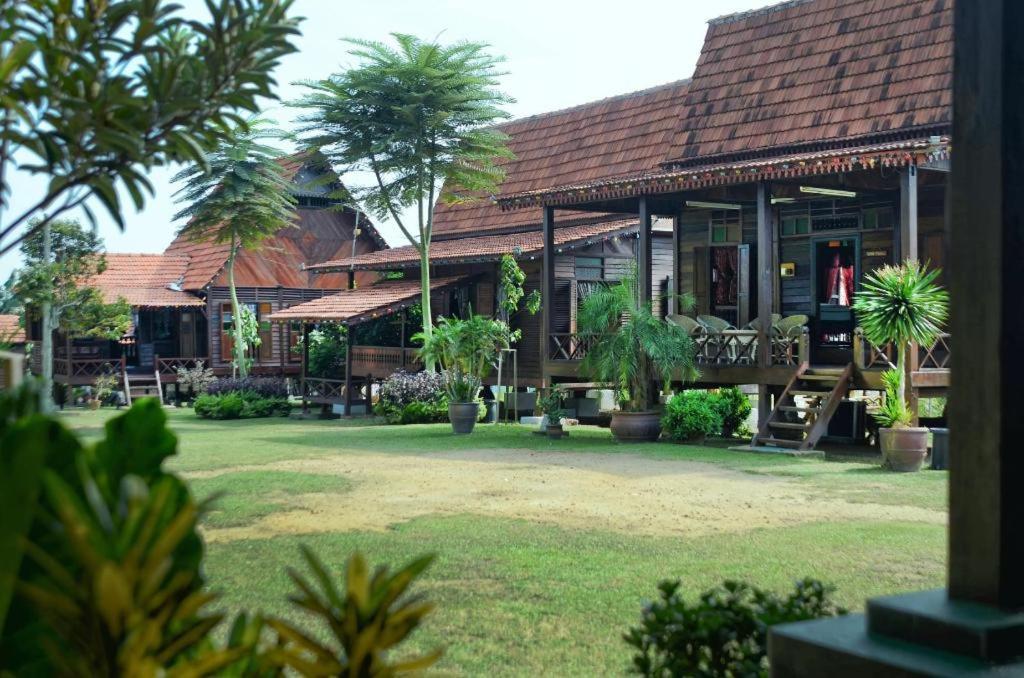 Oyo Home 90745 Desa Balqis Beach Resort Malacca Екстериор снимка