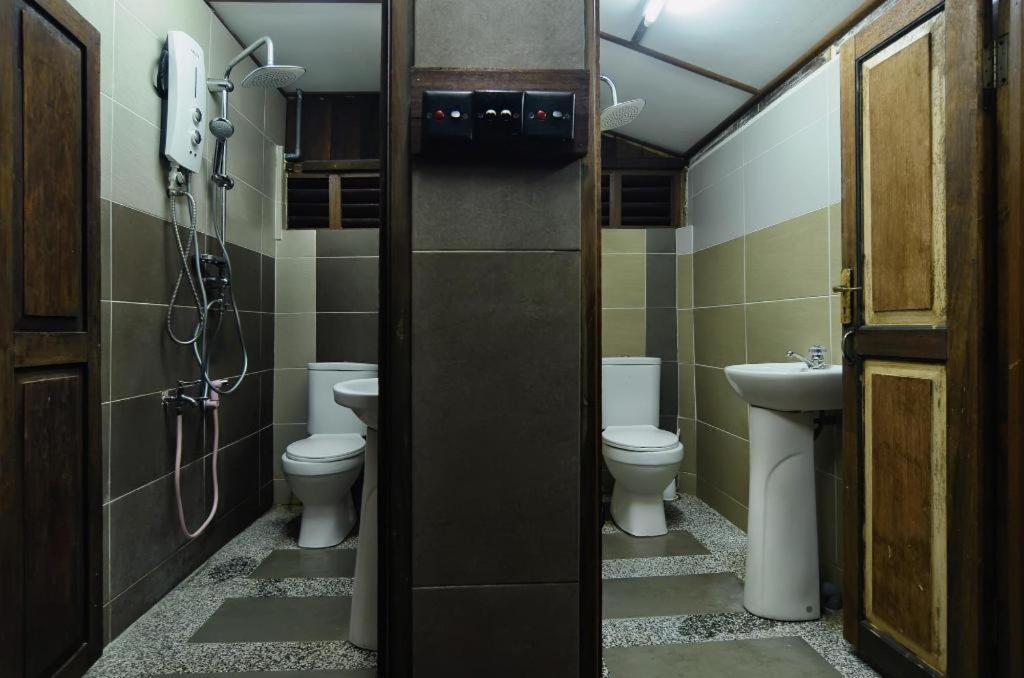Oyo Home 90745 Desa Balqis Beach Resort Malacca Екстериор снимка